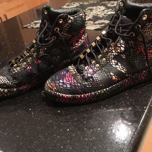 High quality Adidas sneaker